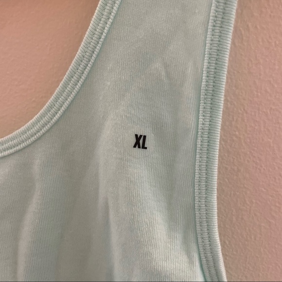 American Eagle Cropped Ruffled Tank Top - Picture 2 of 7